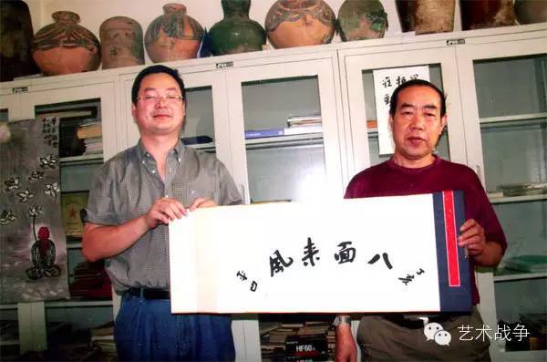 贾平凹练书法成巨富，一幅书法卖10万