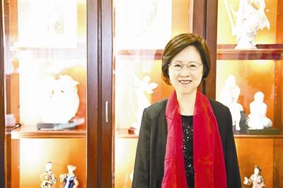 琼瑶身体很好 要求尊严死想法早已有之